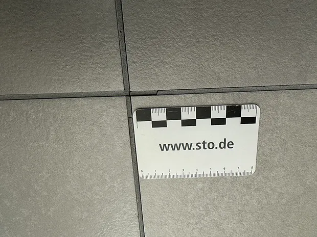Gutachterliche Untersuchung von mangelhaft ausgeführten Fliesenarbeiten in Kitzingen