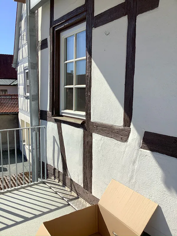 Schadensbegutachtung von Rissbildung im Innenputz in Forchheim – Förtsch Experts