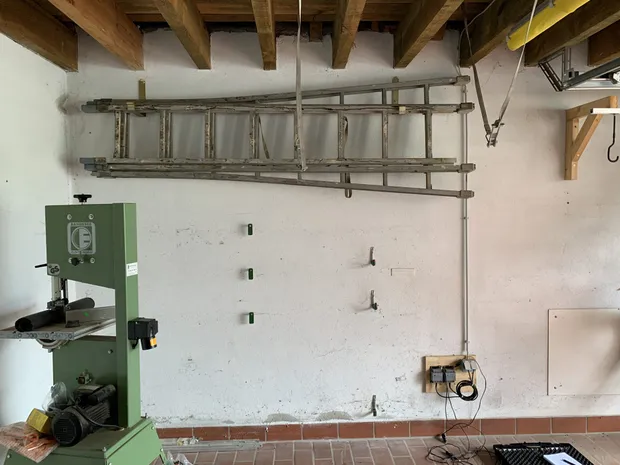 Gutachten eines Feuchte- und Wasserschadens in einer Garage in München